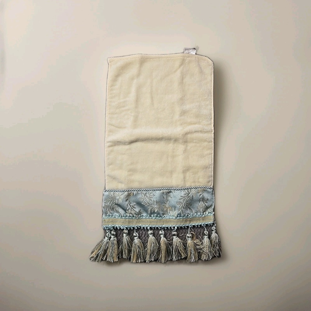 NWT Croscill "Trail" Blue Fingertip Towel - Gold Tassels & Damask Trim - Vintage